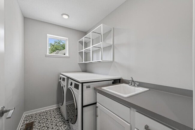 Building Photo - 1546 Timberwood Ln
