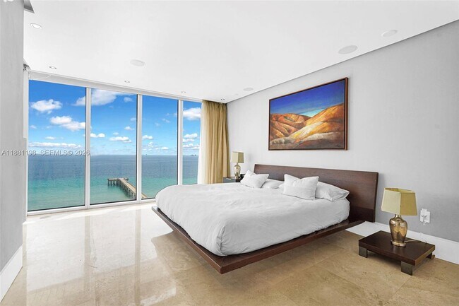 Building Photo - 16699 Collins Ave