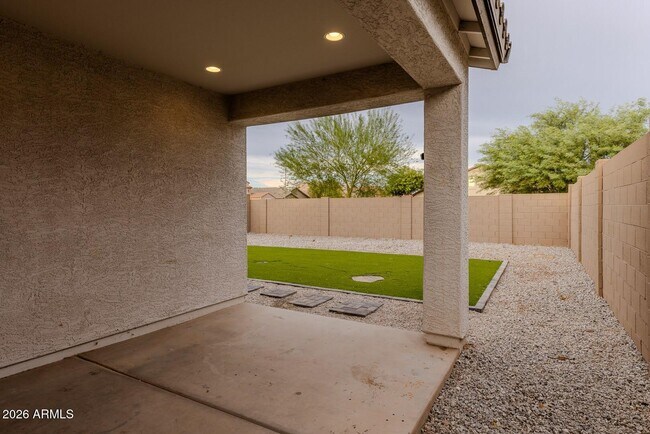 Building Photo - 4219 S 57th Dr