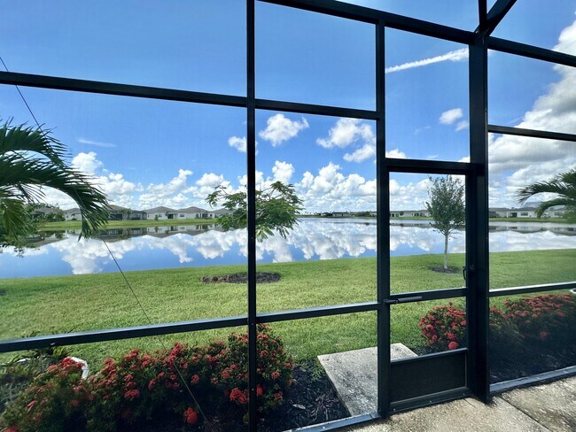Building Photo - 2491 Treasure Cay Ln