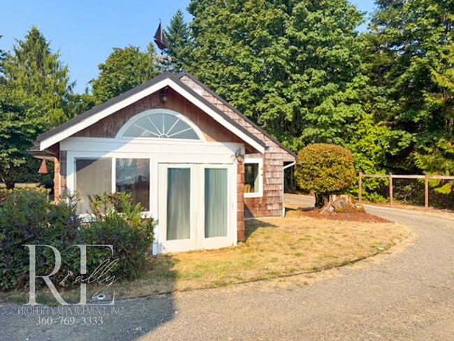 Building Photo - Waterfront Rustic Retreat with Vaulted Ceilings, Picture Windows & Lofted Nook