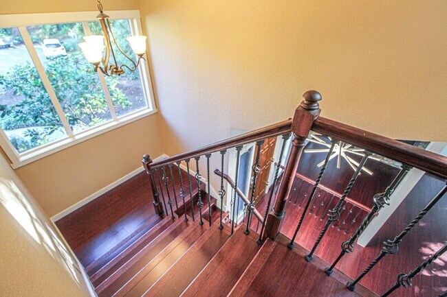 Building Photo - 17630 17th Dr SE