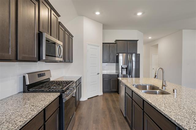 Building Photo - 855 Revere Ct