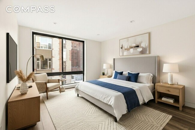 Building Photo - 48 W 68th St