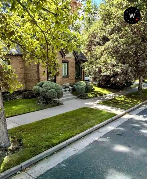 Building Photo - 400 S Race St