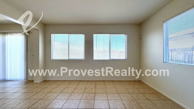Building Photo - 14158 Verde St