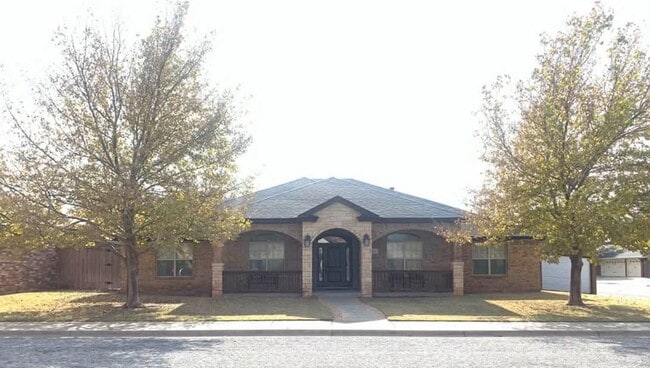 Building Photo - 213 Wildcat St