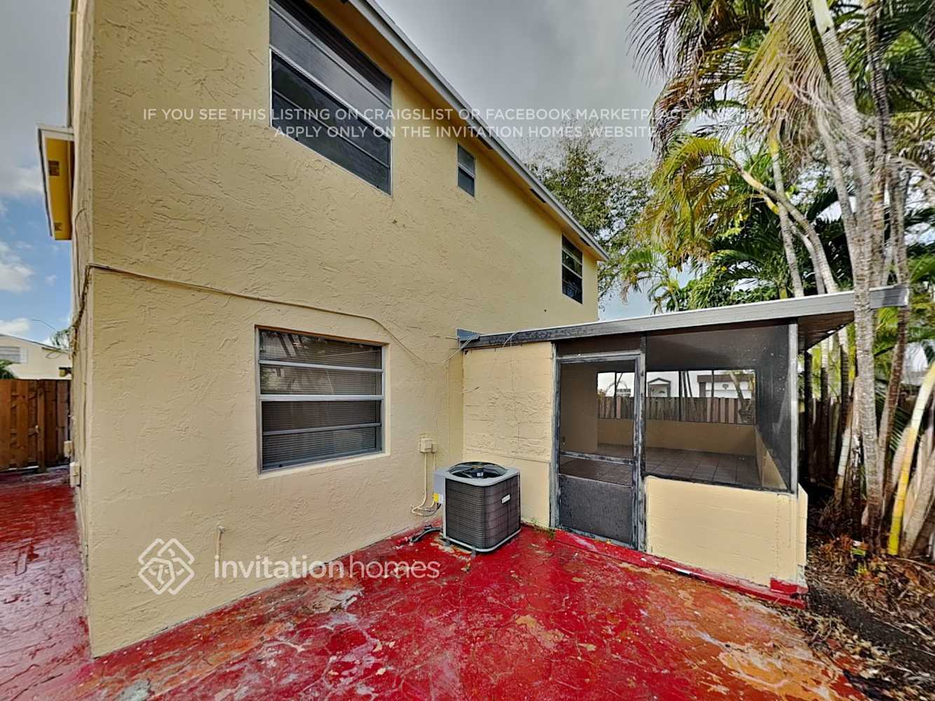 Building Photo - 8216 NW 192nd Terrace