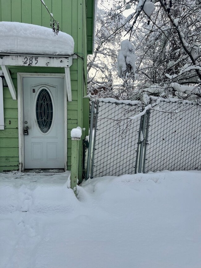 Building Photo - 285 Cindy Dr