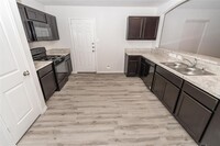 Building Photo - 24326 Volta Gardens Ct