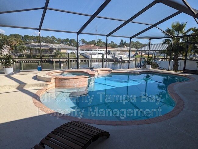 Building Photo - 3931 Venetian Way