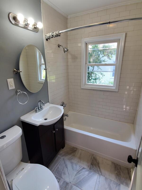 Building Photo - 1803 Elkridge Ln