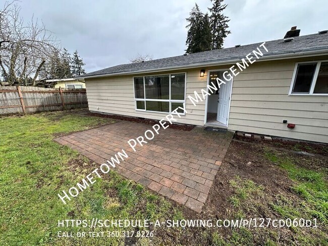 Building Photo - NE Lacey Rambler with 3 Bedrooms! - Availa...