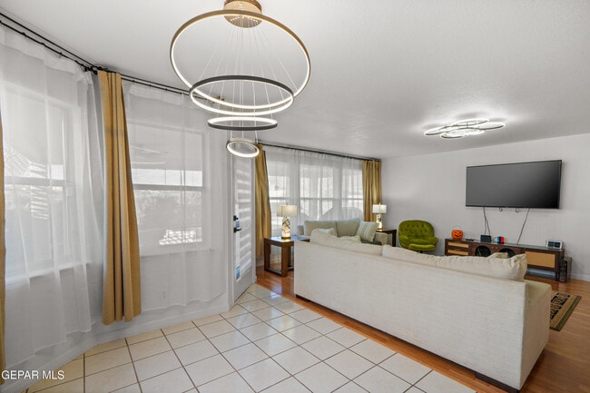 Building Photo - 6205 La Posta Dr