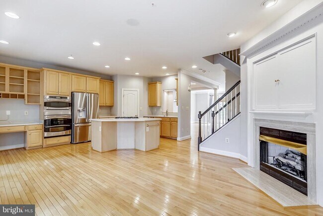 Building Photo - 10555 Tuckerman Heights Cir