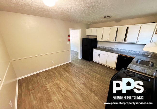 Building Photo - 1731 Sams St