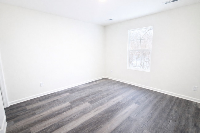 Building Photo - Brand New! 3BR w/ 1-Car Garage near Downtown Salisbury