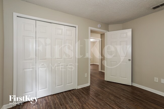 Building Photo - 14831 SE 25th Ave