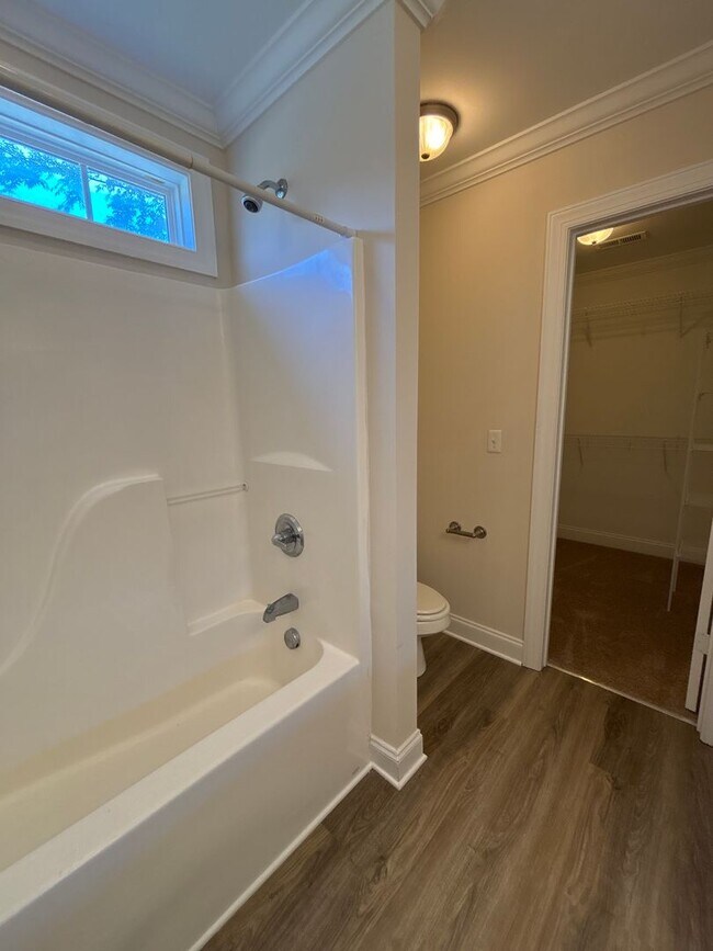 Building Photo - 4401 Stephen Oaks Way