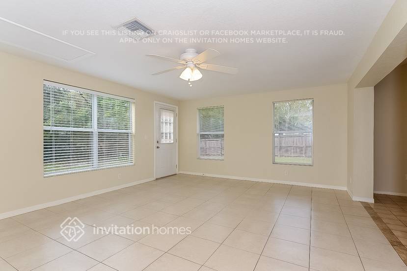 Building Photo - 714 Valley Hill Dr