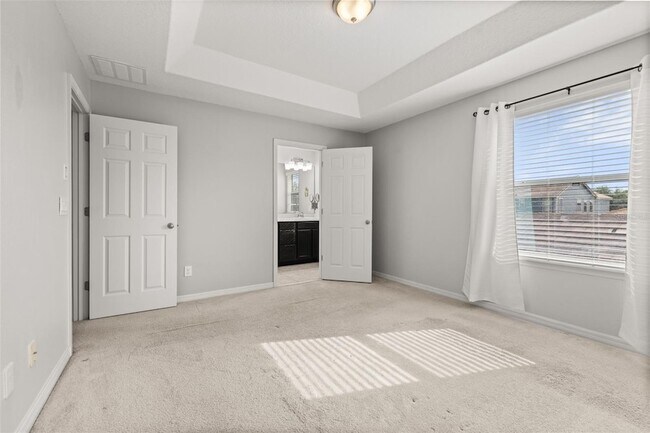 Building Photo - 7435 Ripplepointe Way