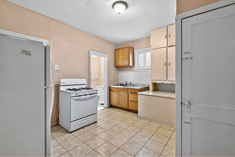 Building Photo - 5532 Robin Ave