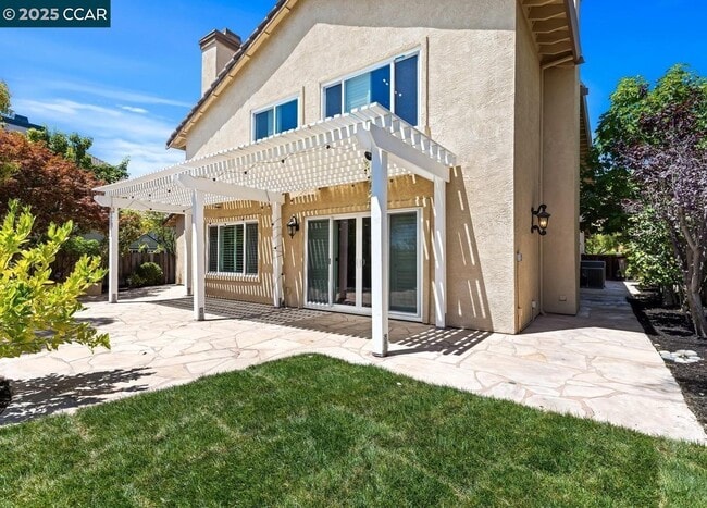 Building Photo - 1143 Cheshire Cir