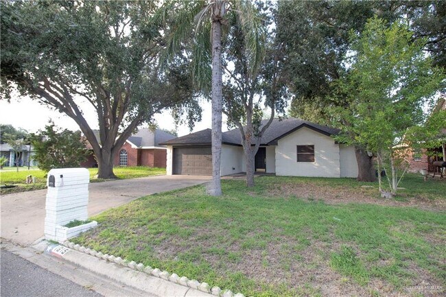 Building Photo - 26 Gloria Ann Dr
