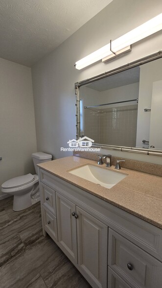 Building Photo - 5229 Rockbridge Dr