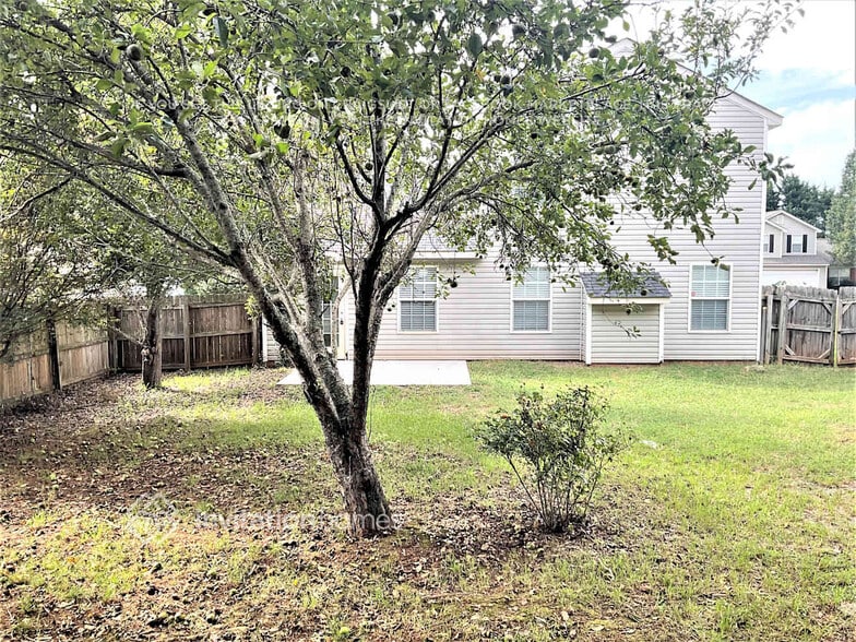 Building Photo - 4210 Brawer Farm Dr