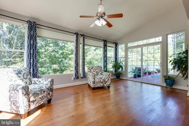 Building Photo - 2191 Oak Forest Dr