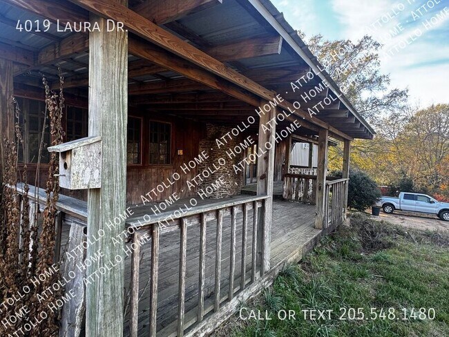 Building Photo - 4019 Laura Dr