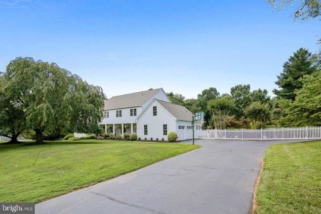Building Photo - 13416 Straw Bale Ln