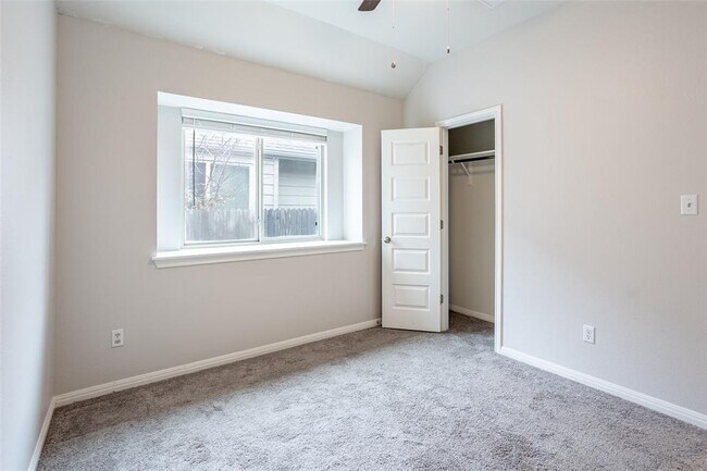 Building Photo - 615 Stampede Rd