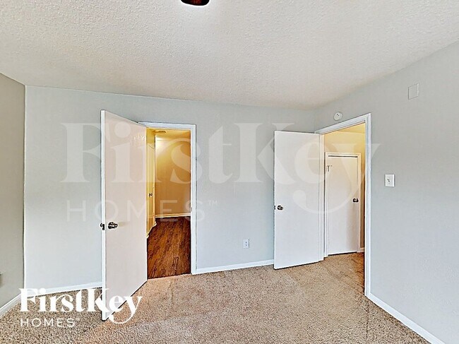 Building Photo - 1438 Rocky Glen Ln