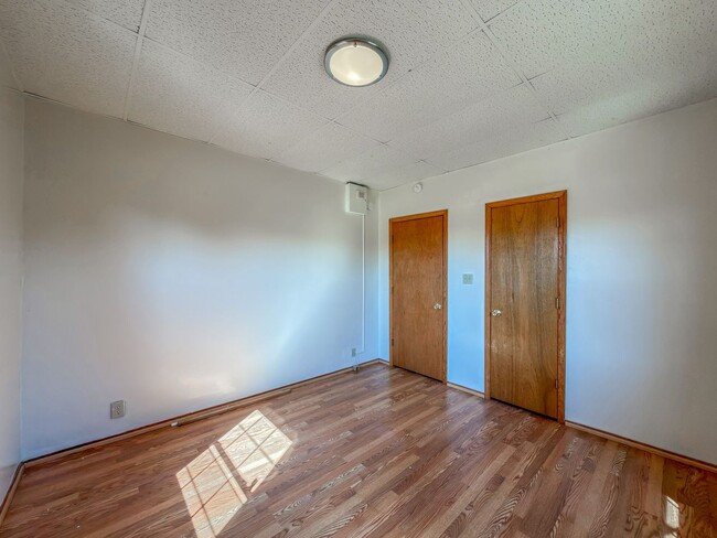 Building Photo - * Move-In Special * Charming Fort Smith Home - 2 Bed, 1 Bath (1150 sqft)