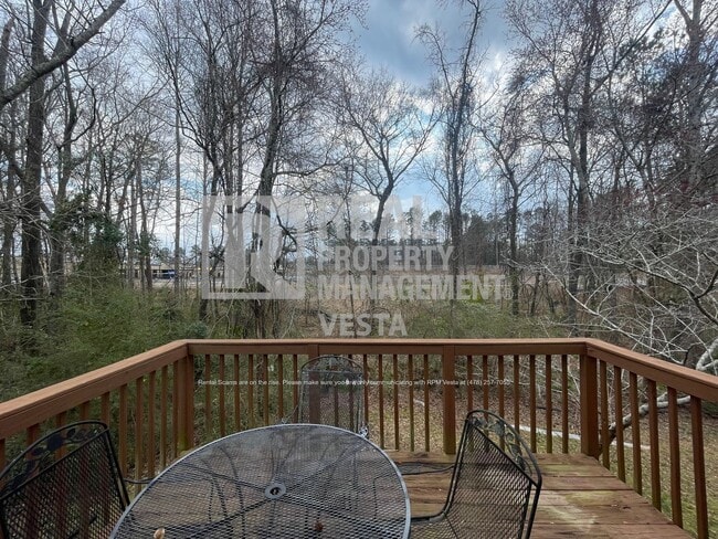 Building Photo - 425 Ashville Dr