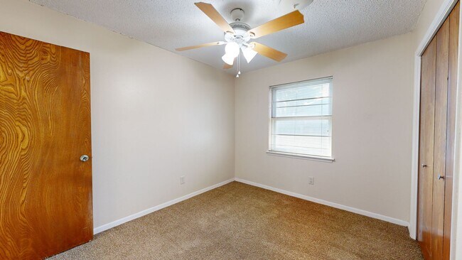 Building Photo - SPACIOUS HOUSE FOR RENT!!!