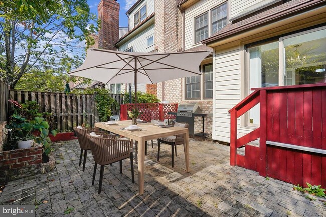 Building Photo - 6267 Masefield Ct