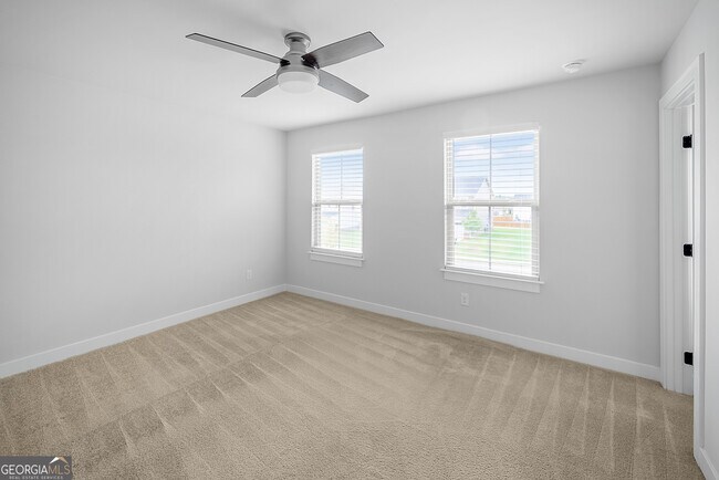 Building Photo - 533 Daffodil Ln