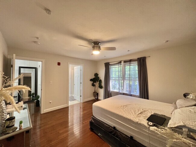 Building Photo - 32 Sugar Maple Ln