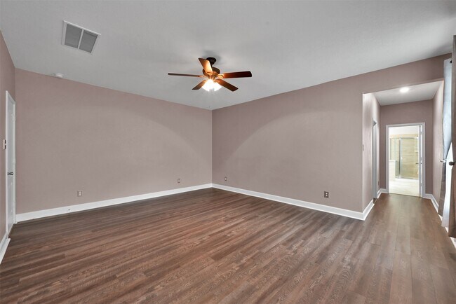 Building Photo - 3929 Eagle Nest Lake Ln
