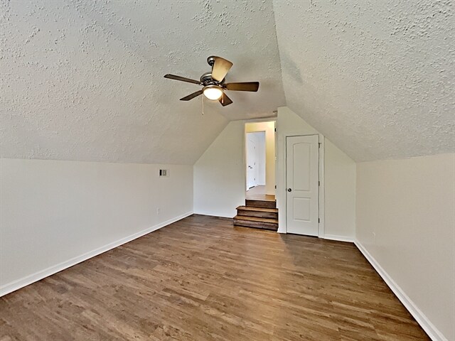 Building Photo - 447 Titans Cir