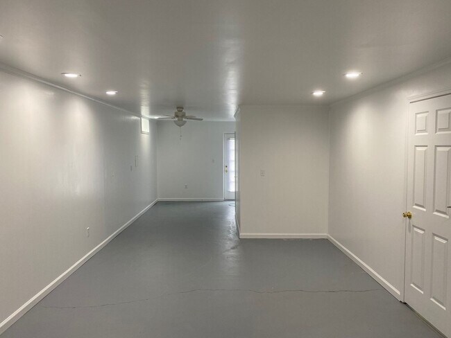 Building Photo - 3-Bedroom Cookeville Home with Basement, Garage and Private Patio