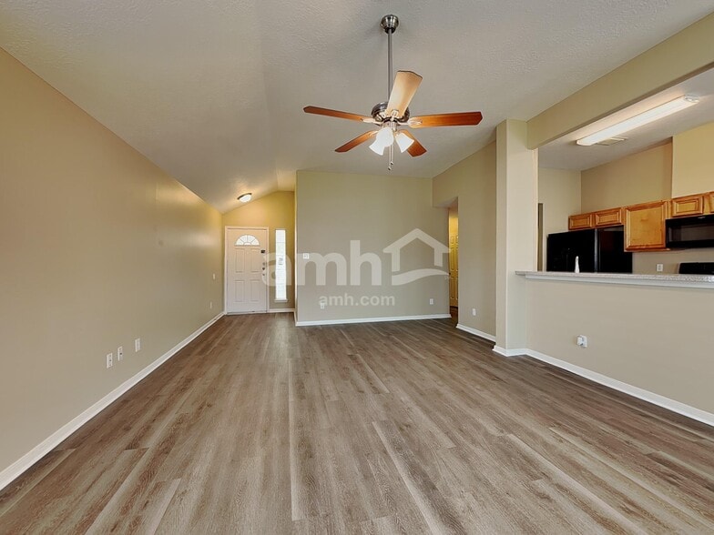 Building Photo - 19339 Otter Trail Ct