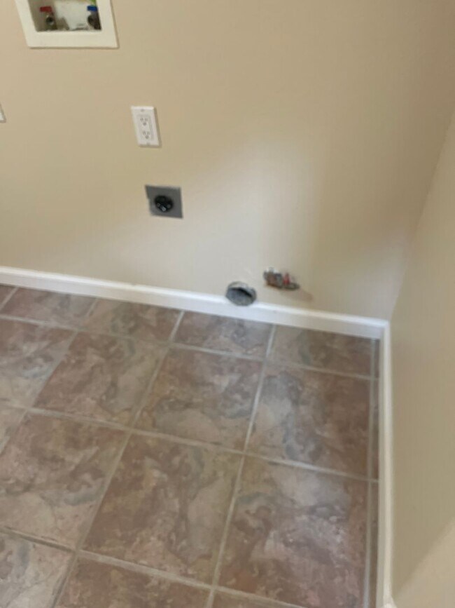 Building Photo - 6715 Tesoro Pl NE