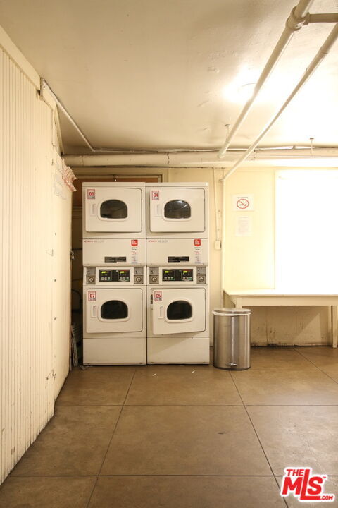 Building Photo - 2121 James M Wood Blvd