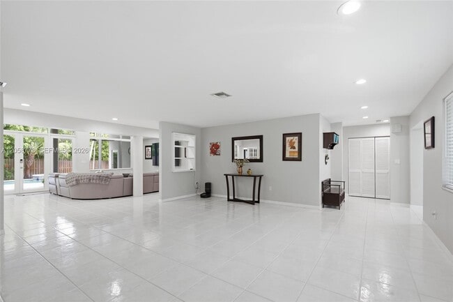Building Photo - 15845 SW 87th Ave