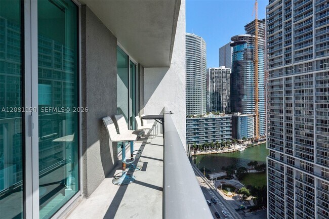 Building Photo - 500 Brickell Ave