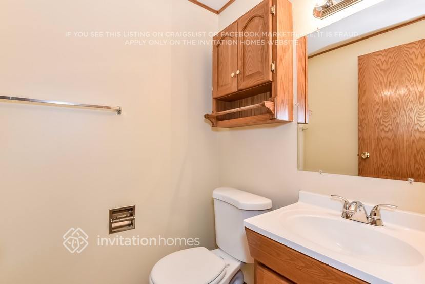 Building Photo - 410 Langford Dr